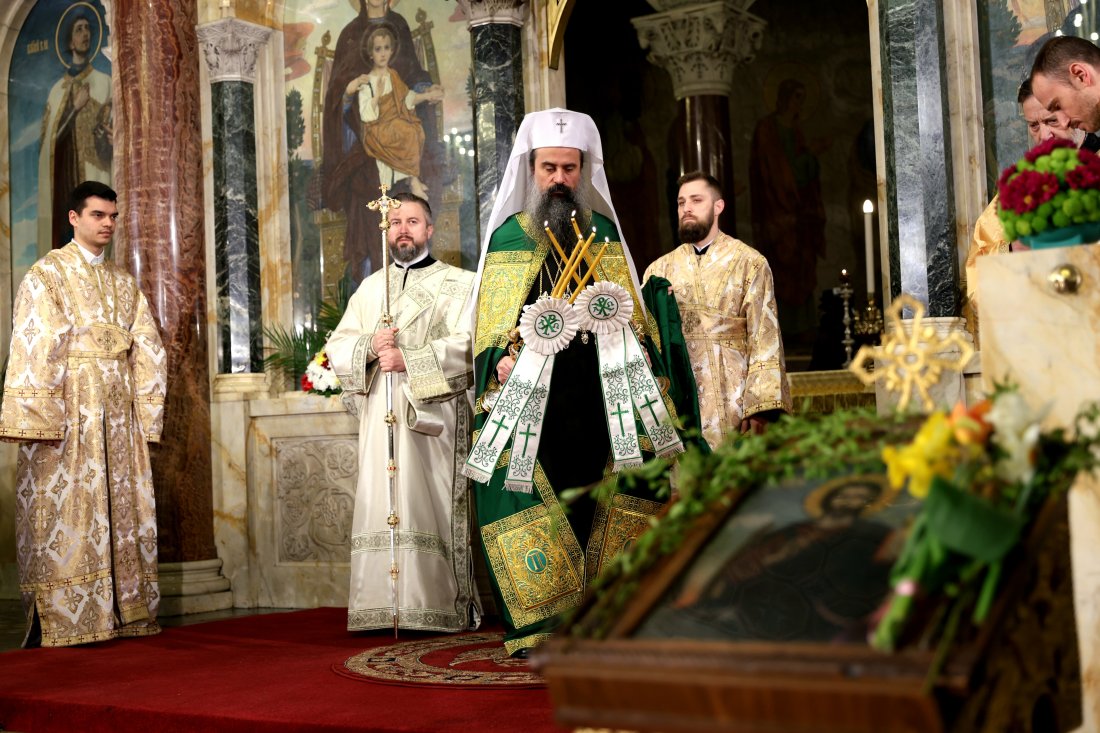 Православният свят празнува Вход Господен - Цветница