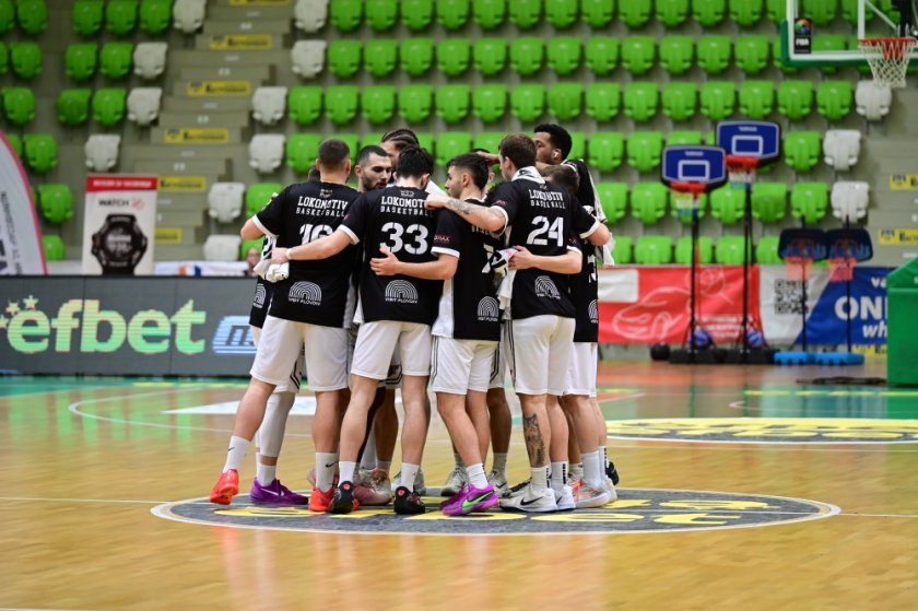 локомотив пловдив академик бултекс нбл