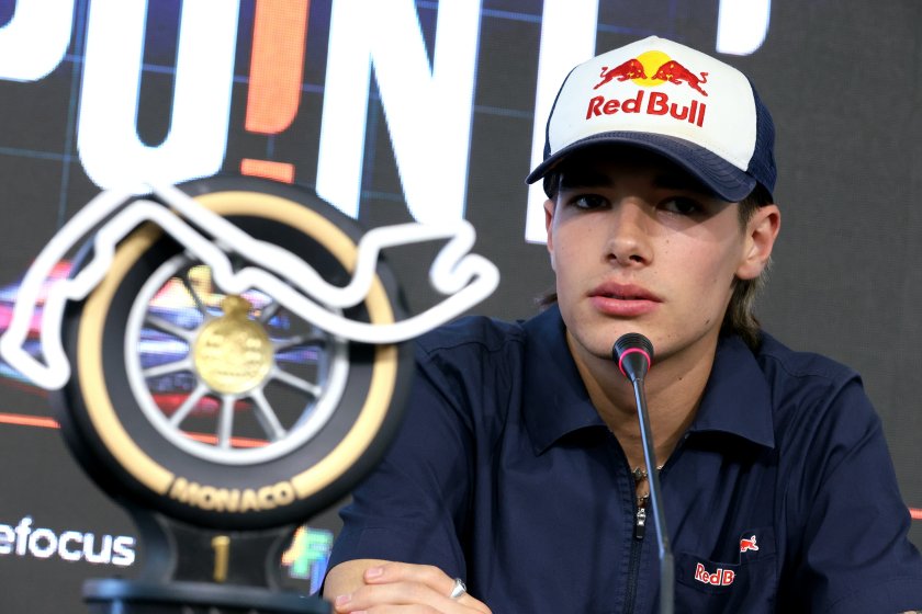 Никола Цолов