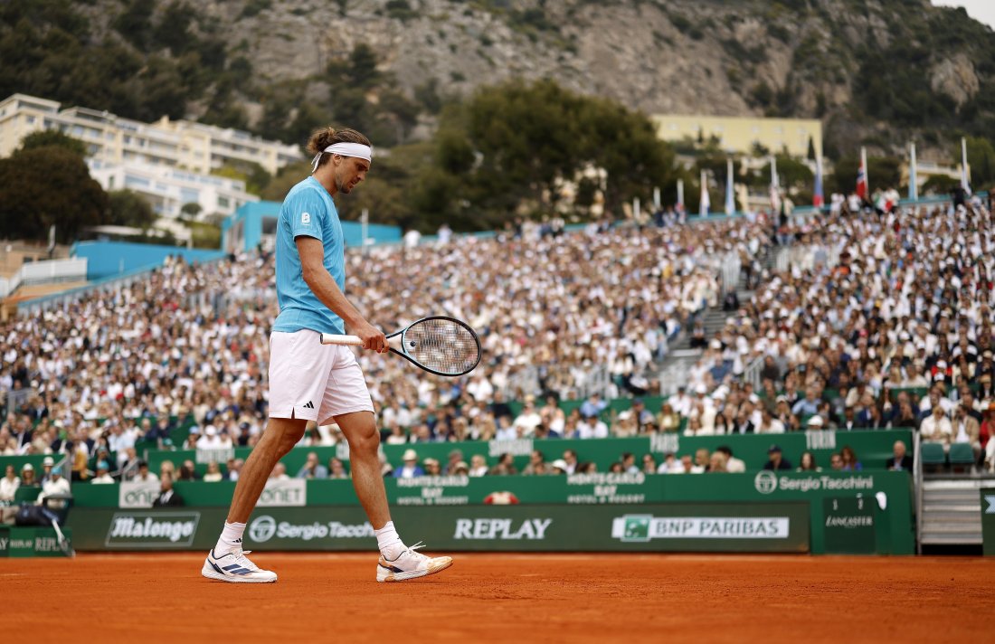 Александър Зверев продължава защитата на титлата си в Мюнхен с убедителна победа