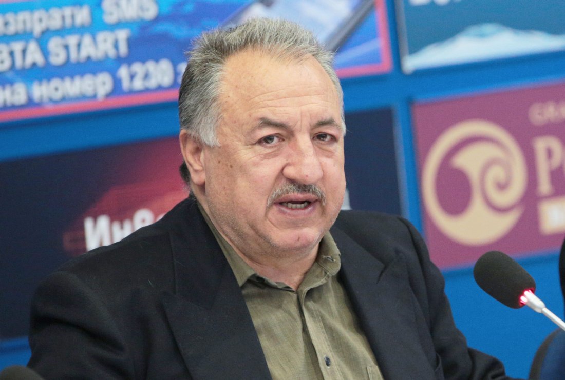 почина композиторът кирил икономов