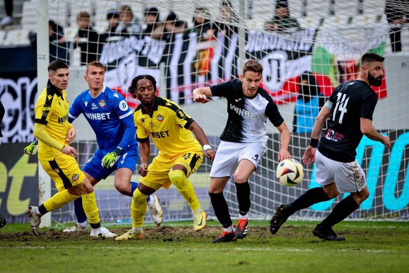 първа лига локомотив пловдив ботев пловдив галерия