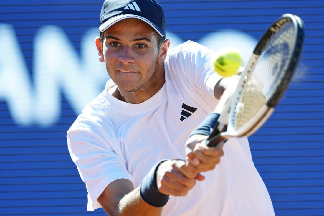 Рафаел Ходар продължава победния си ход в Барселона, Де Минор отпадна изненадващо