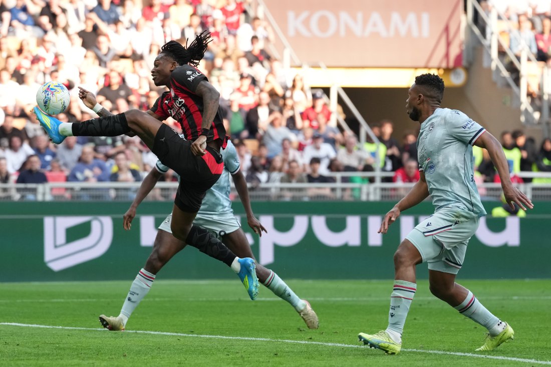 байерн барселона следят ситуацията около рафаел леао