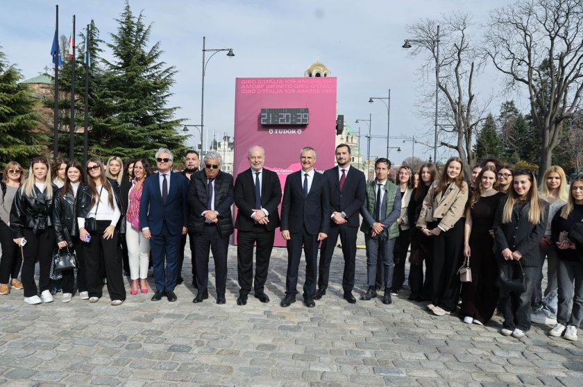 българия постави началото отброяването старта giro drsquoitalia 2026