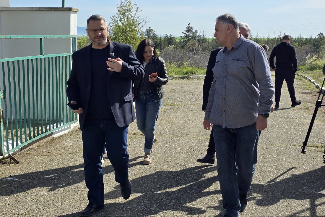 700 000 евро бонуси служителите борбата градушките обяви земеделският министър