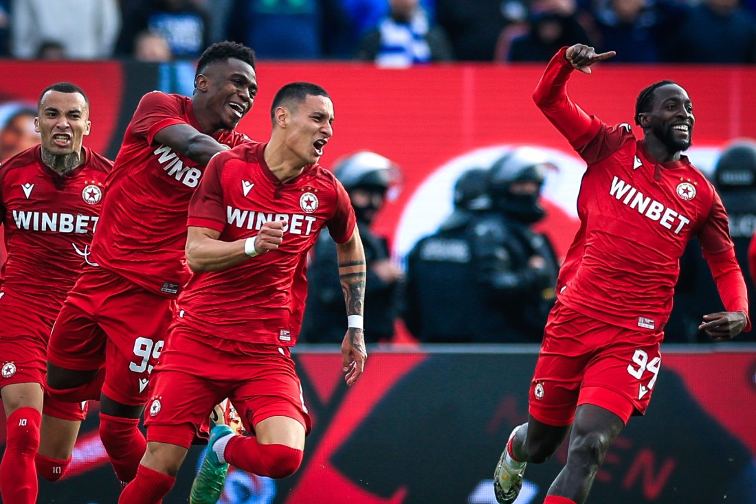 Леандро Годой