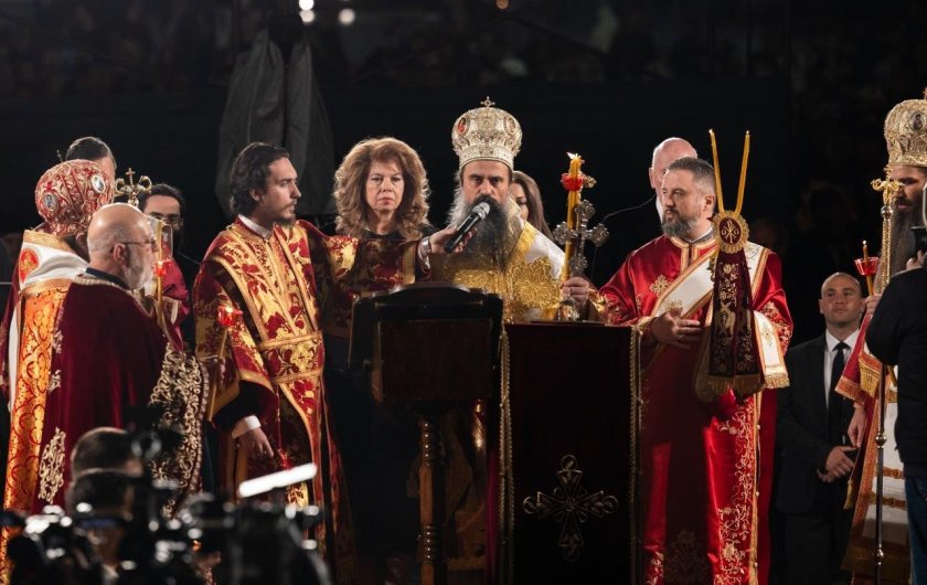 президентът йотова светлината възкресението съпътства мислите делата