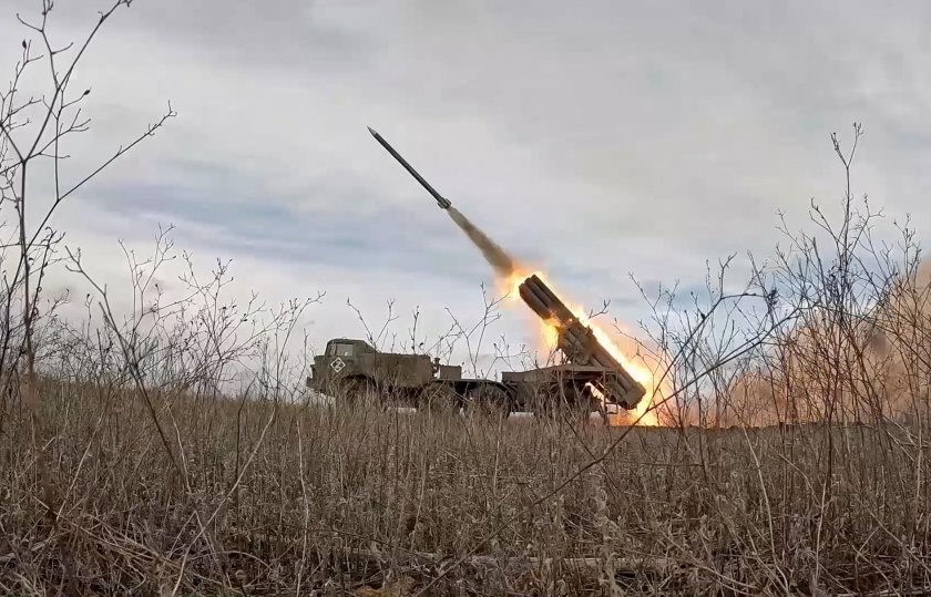 Поне 25 души са ранени при поредните руски атаки срещу
