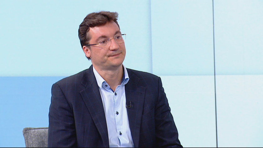 Крум Зарков пред БНТ: Победителят трябва да очертае принципи на сътрудничество и на управление