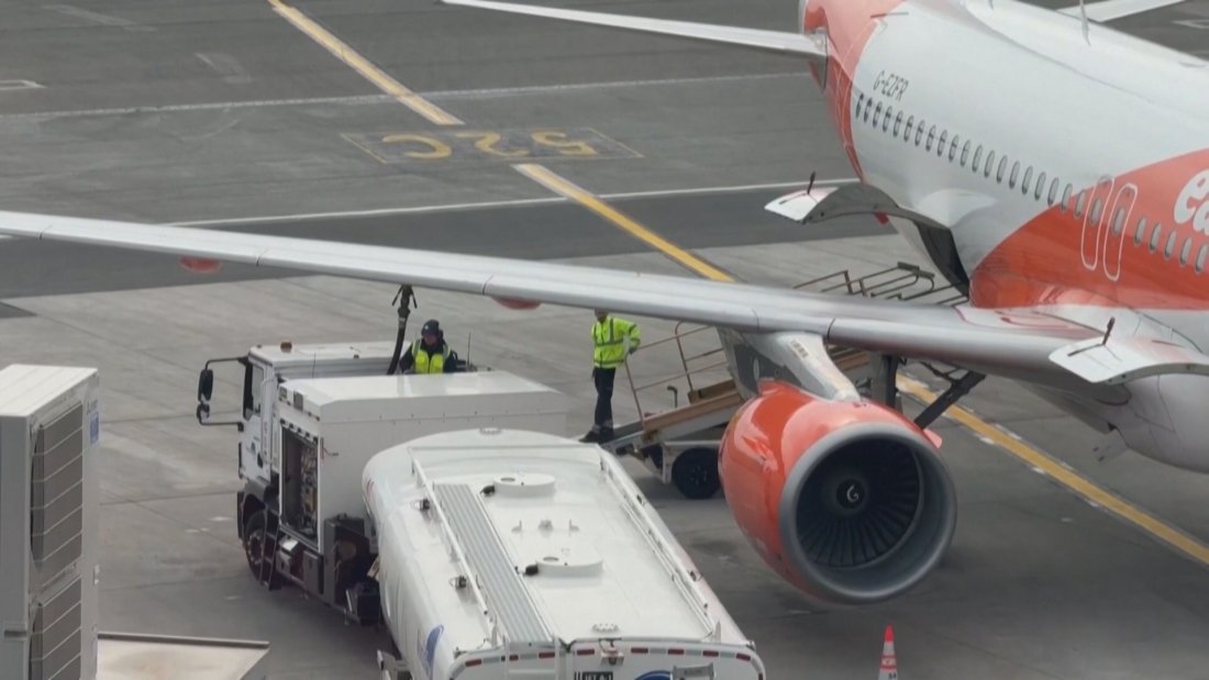 ЕК за авиационното гориво: Насоки за действия на авиокомпаниите в случай на недостиг