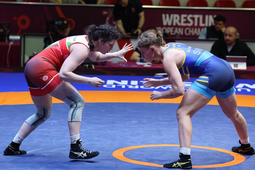 Даниела Бръснарова