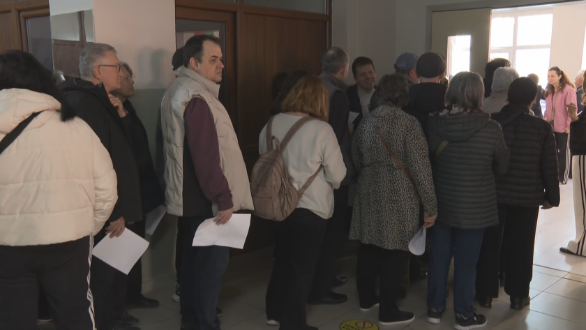 дълги опашки без високо напрежение преминава вотът турция
