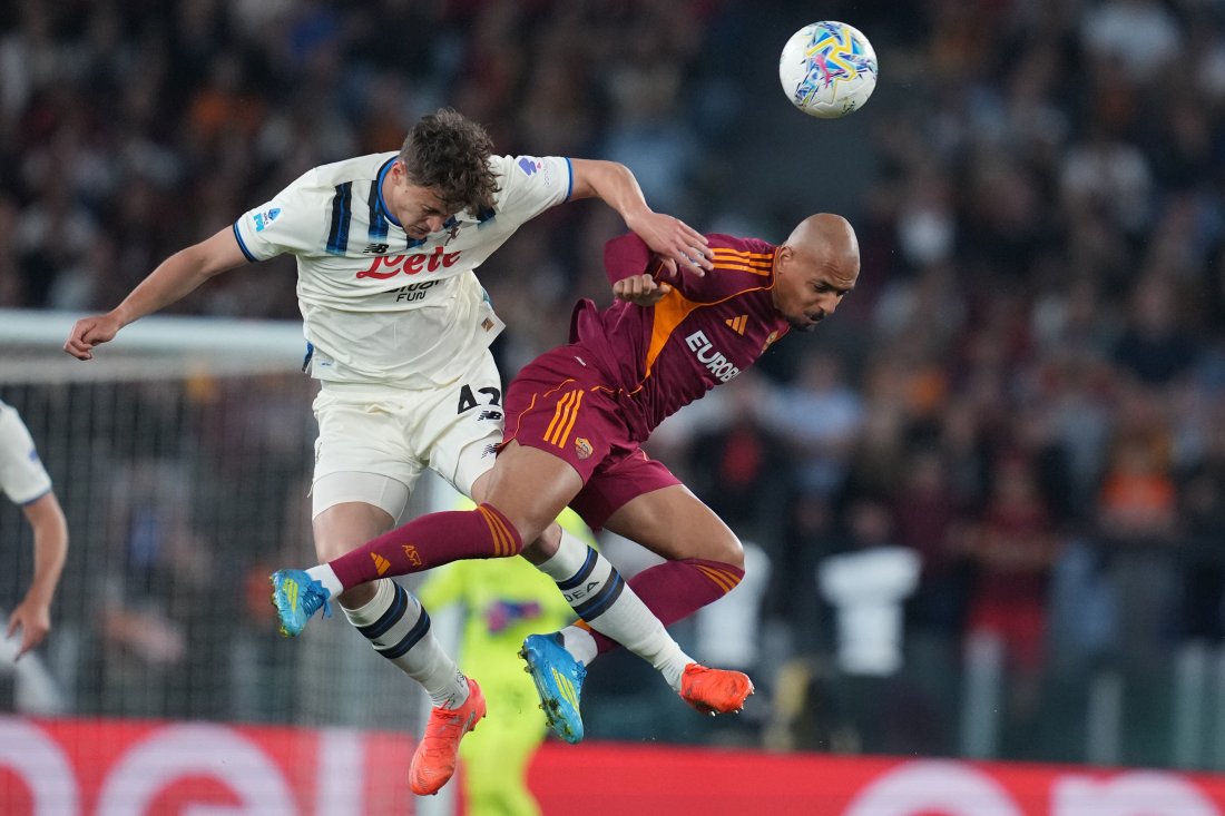 Рома и Аталанта фиксираха равенство на "Олимпико"