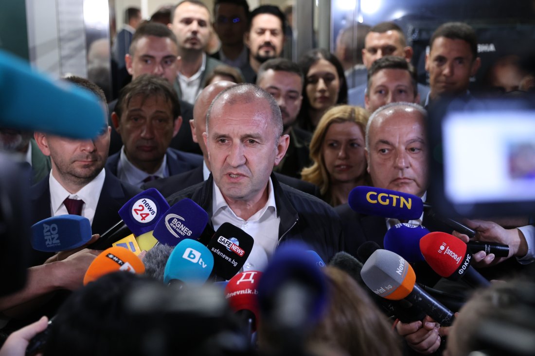 германският канцлер фридрих мерц поздравил румен радев победата изборите