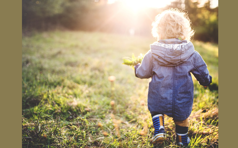 гърция отпуска 300 500 евро месец работещи родители детегледач