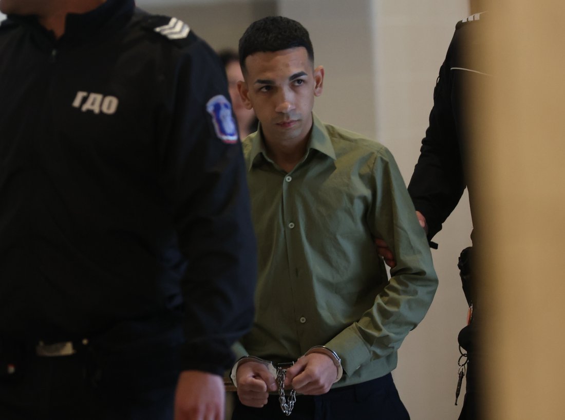 години затвор виктор илиев вряза автобус софия поиска прокуратурата