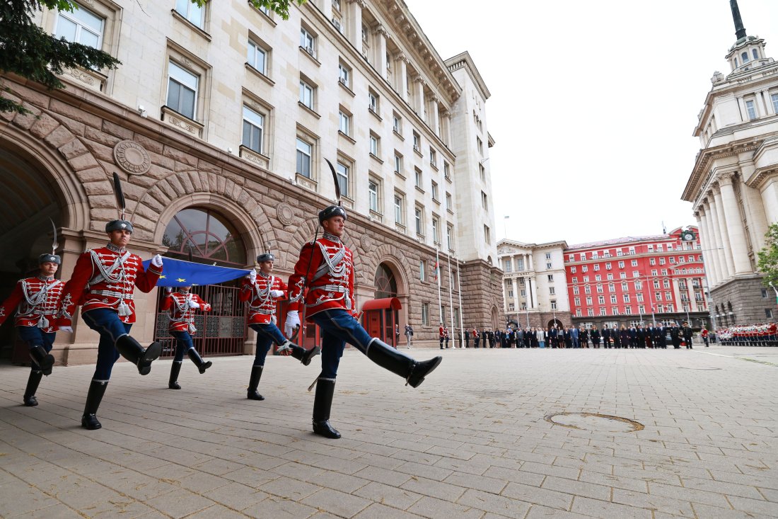 България отбеляза 9 май с церемонии и призиви за край на войните