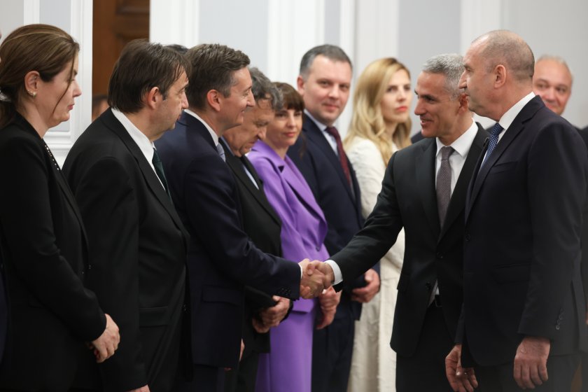 новият кабинет прие властта служебното правителство церемония министерския съвет