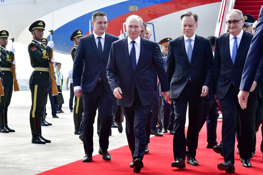 Путин на двудневно посещение в Китай