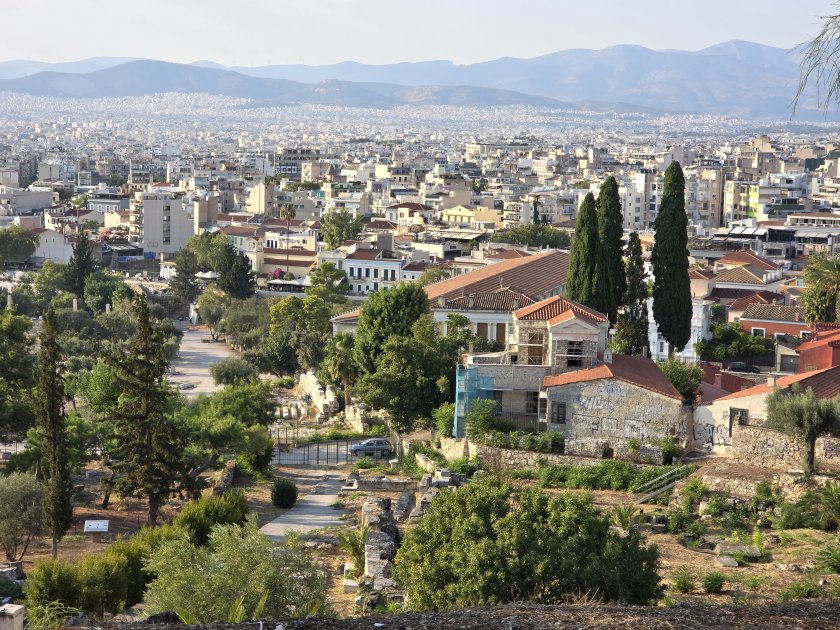 Атина, изглед