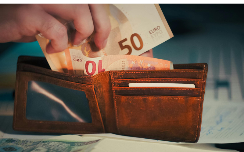 кабинетът обсъжда великденски надбавки млн пенсионери