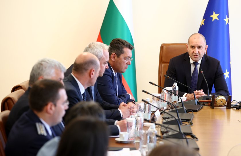 Драконовски мерки срещу войната по пътищата след катастрофата с 4 жертви: Карта на гонките и масови проверки