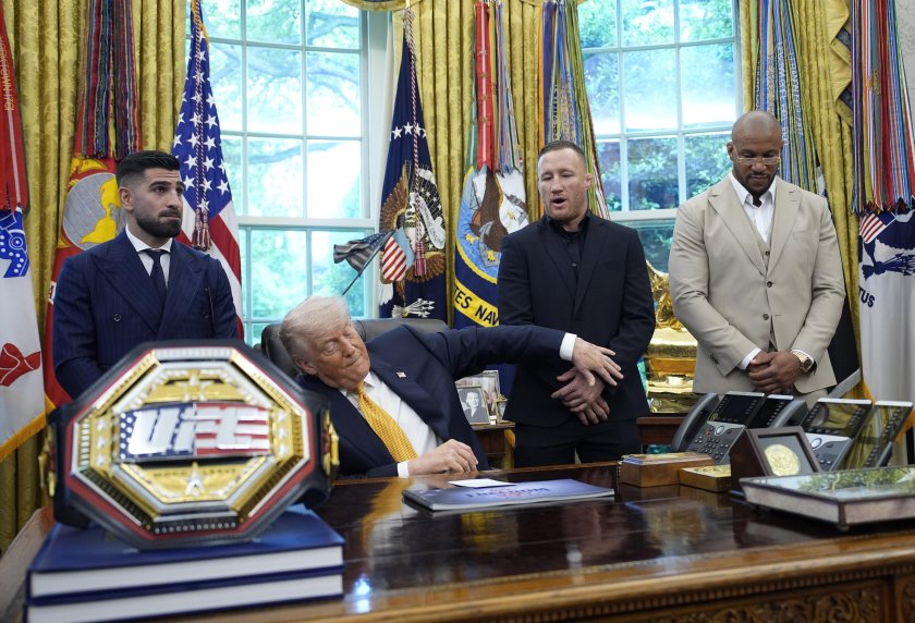 Доналд Тръмп превръща Белия дом в арена за UFC спектакъл по случай 250 години от независимостта на САЩ