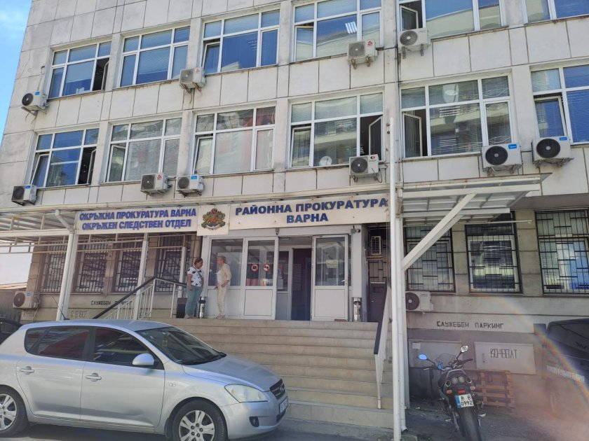 Заплаха за бомба спря работата на Районния съд и прокуратурата във Варна