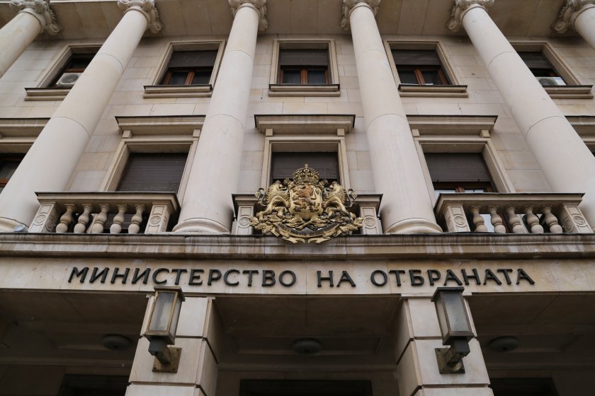 Придвижване на военна техника на Сухопътните войски в страната