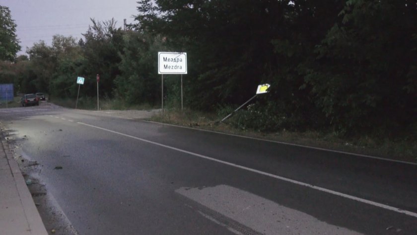 Двама младежи загинаха при катастрофа край Мездра