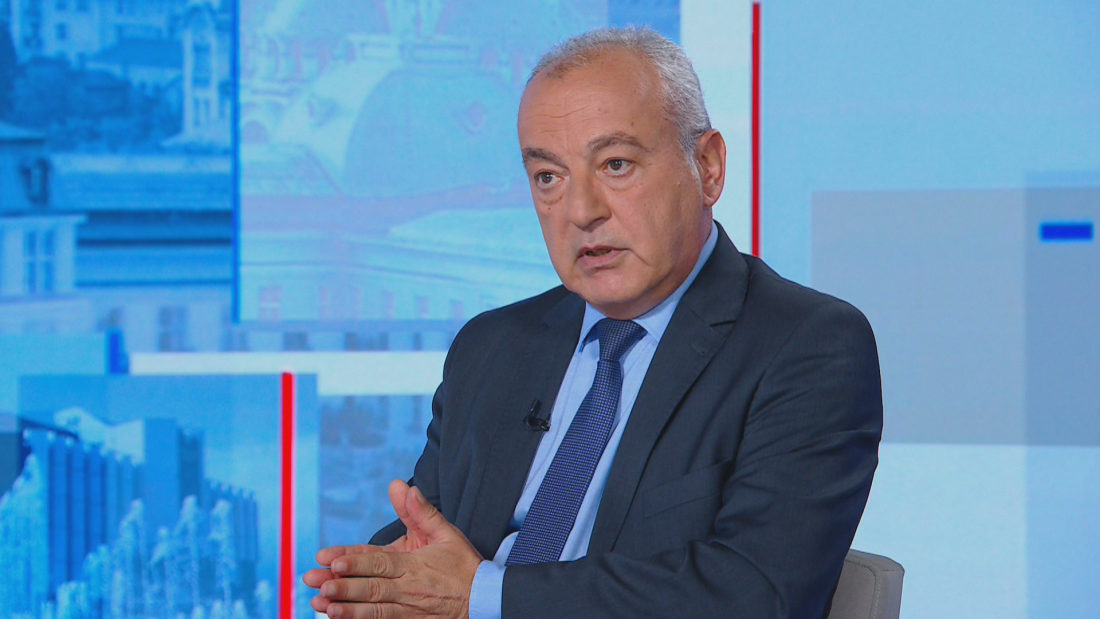 Гълъб Донев: Служителите на МВР и военните ще си плащат осигуровките от догодина