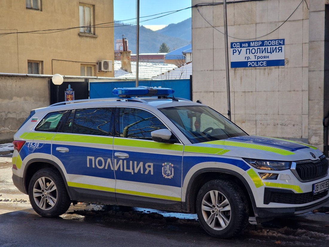 Жена със 2,66 промила алкохол зад волана в Черни Осъм