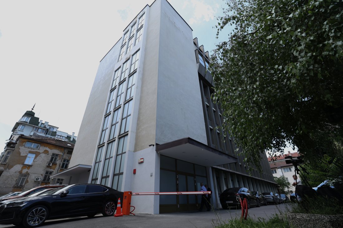 ДПС ще обжалва решението да им бъде отнета сградата на "Врабча"