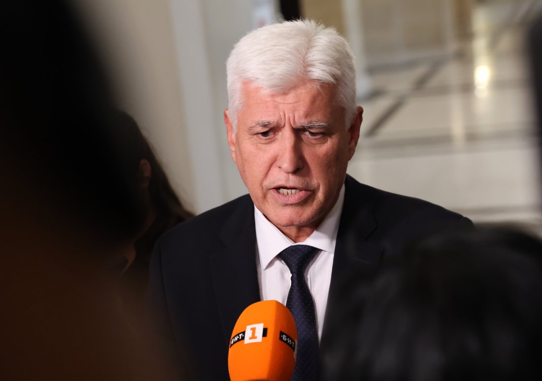 Министър Стоянов: Няма нужда от допълнителна ескадрила