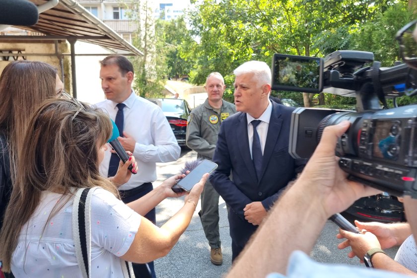 Кметове в Ямболско намалиха опасенията след среща с министъра