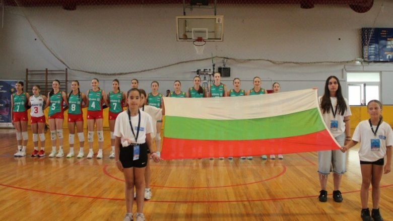 България допусна обрат и загуби от домакина Гърция на Балканиадата по волейбол за девойки до 16 г.