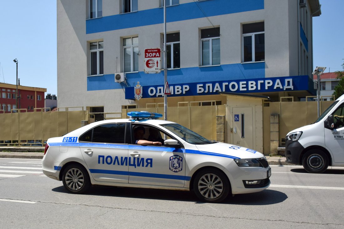 ели незаконен добив подземни богатства разкрит защитени зони санданското село ново делчево съобщиха полицията