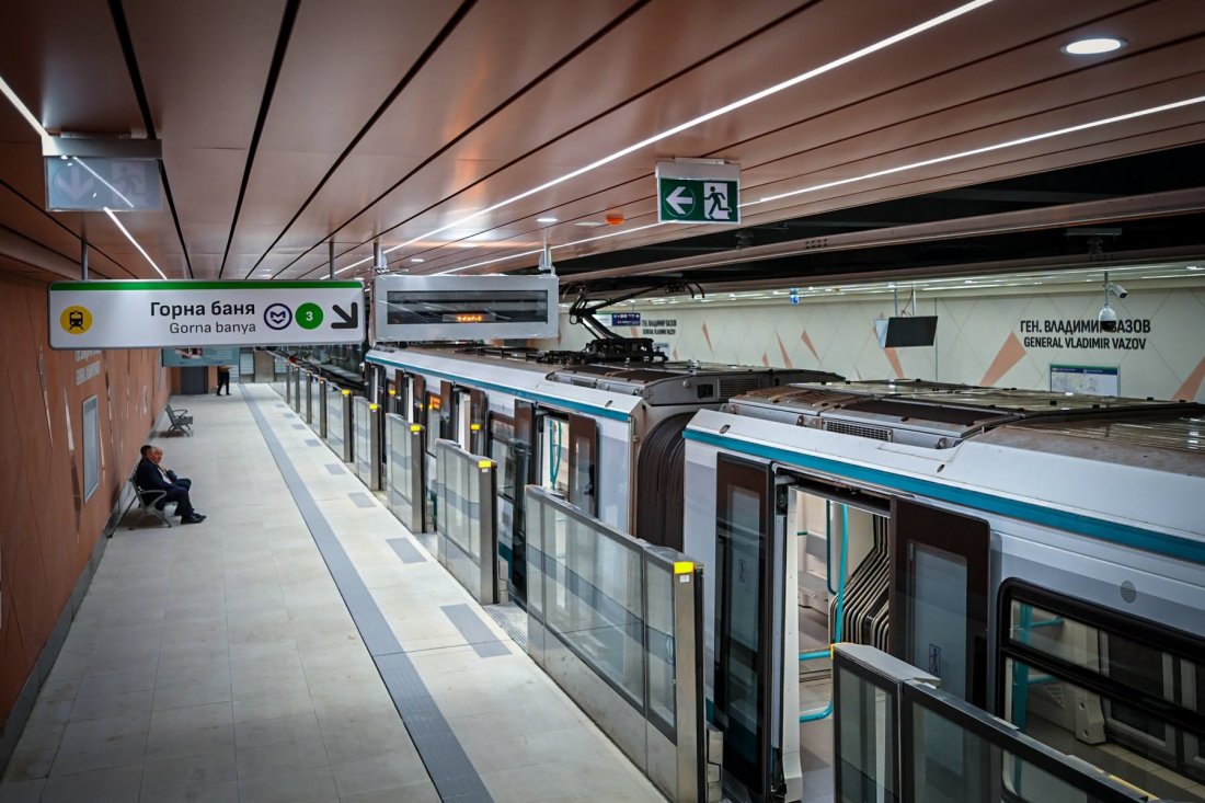 Четири нови влака за третата линия на метрото в София