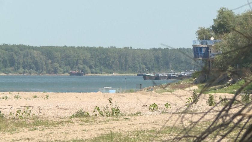 Нивото на река Дунав при Видин продължава да спада