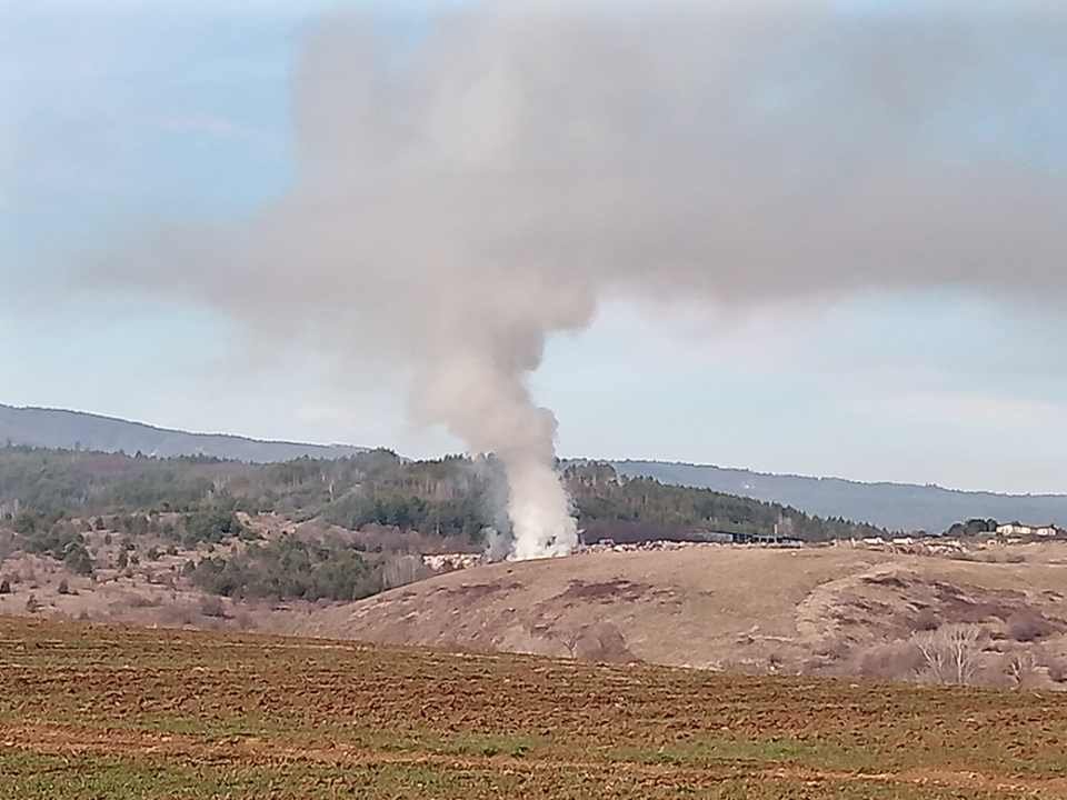 Пожар в близост до село Радловци, Кюстендил