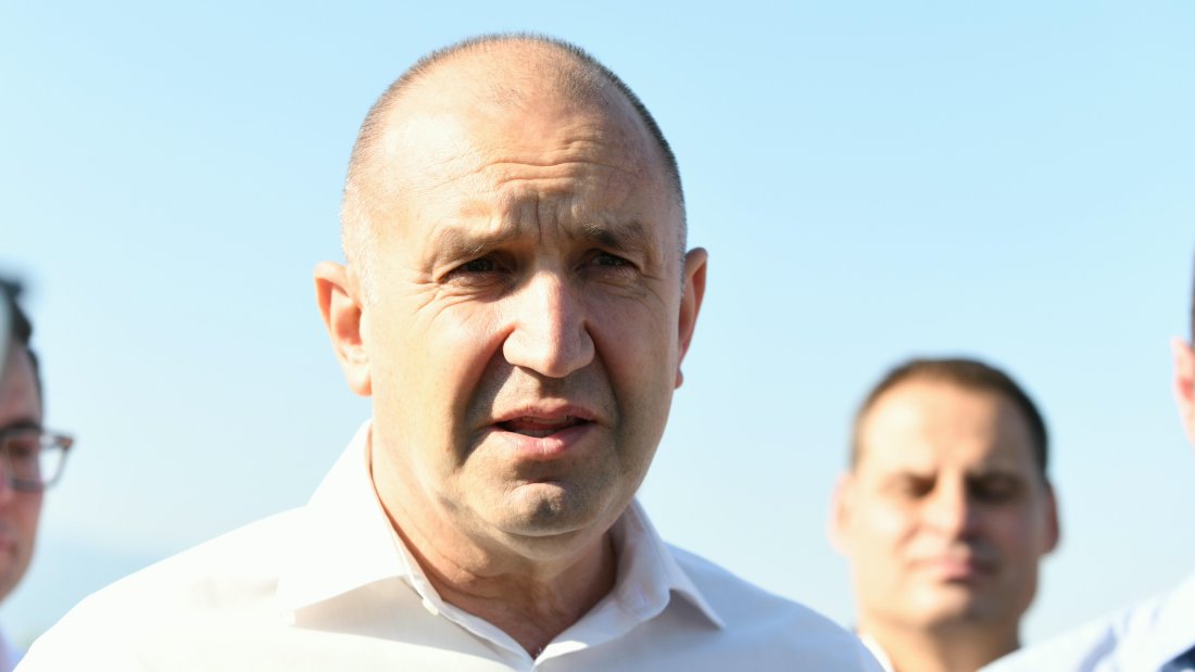 живо премиерът румен радев отговаря актуални въпроси