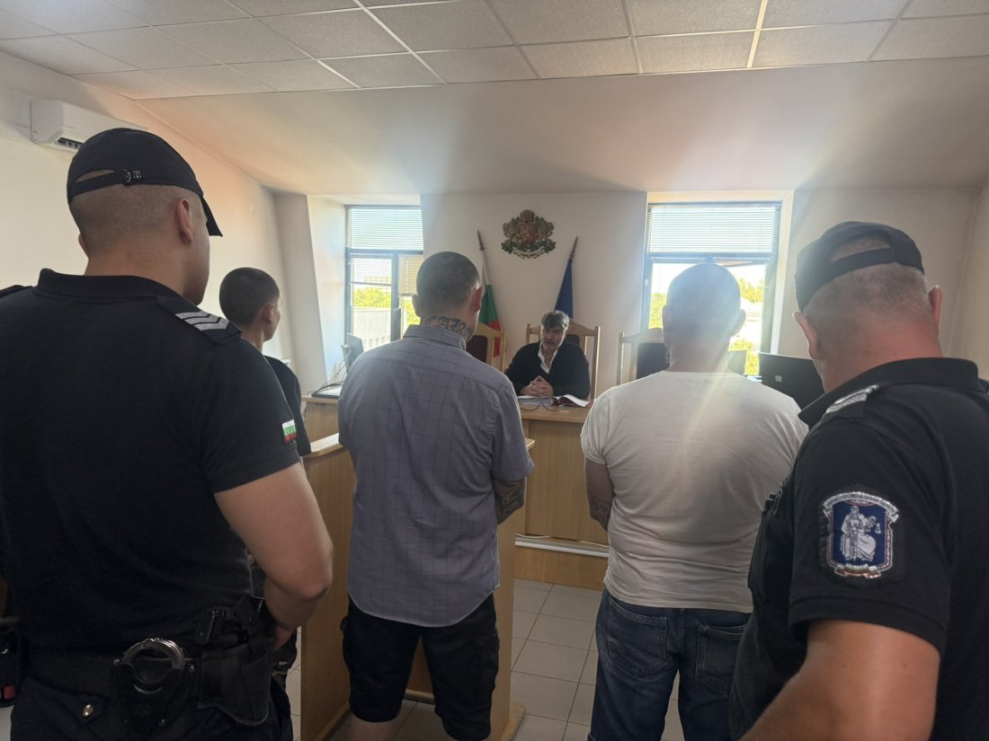 Само един от задържаните от неонацистката организация &bdquo;Кръв и чест&ldquo; остава в ареста