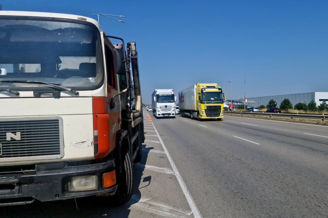 Отново ограничават движението на тирове по АМ "Тракия" и "Струма" и през Кресненското дефиле