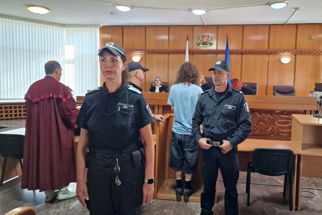 Оставиха в ареста 15-годишния младеж, който е сред обвинените за убийството на Георги Кузев