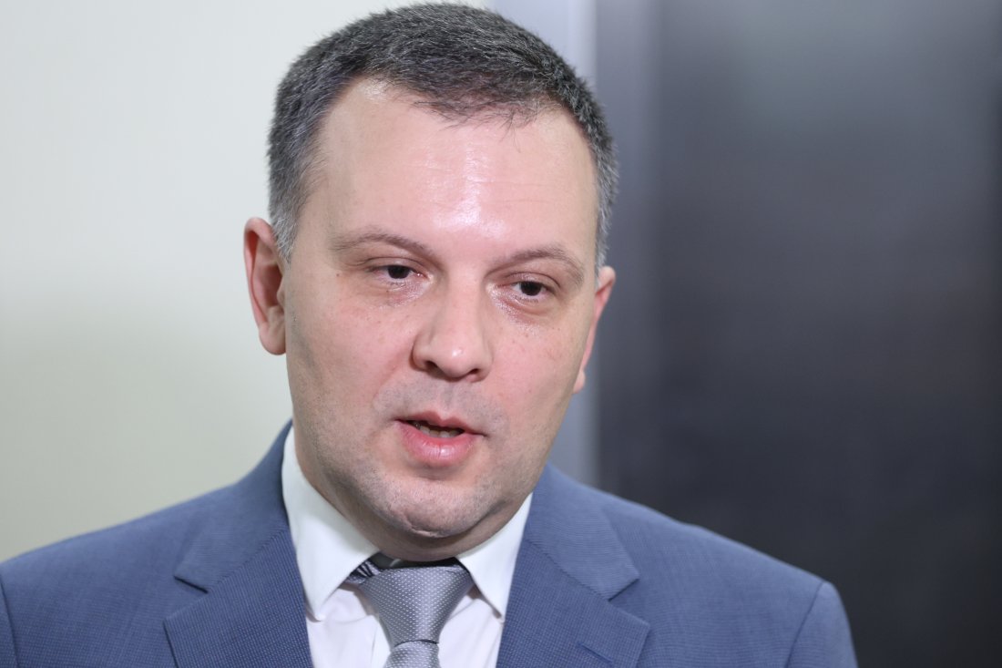 Министър Найденов обяви действия срещу Сарафов