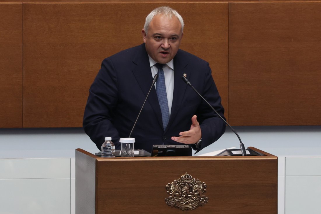 Парламентът изслуша министър Демерджиев за убийството на Филипов