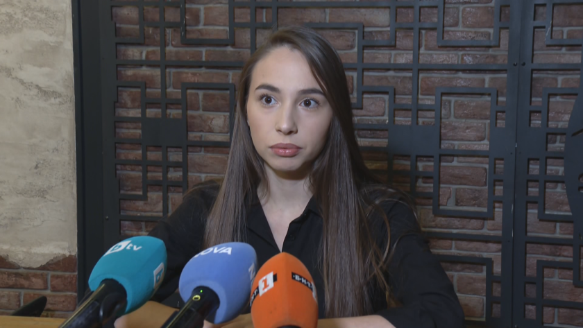Случаят Ива Михайлова: Здравословното състояние на момичето се влошава