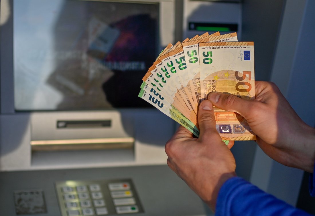 правителството предлага 660 евро минимална работна заплата януари 2027 година
