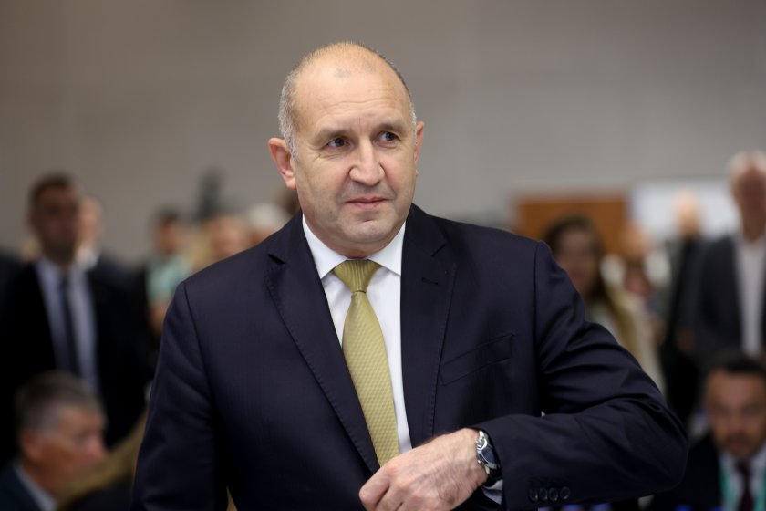 Премиерът Румен Радев: Нека в неделя да пратим сглобката в небитието